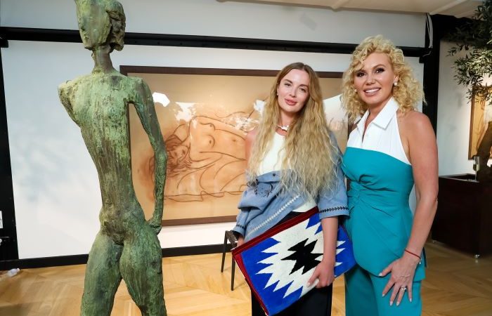 В Art Ukraine Gallery презентували книгу-каталог «Мій Едем» та провели унікальну зустріч зі скульптором Олександром Сухолітом
